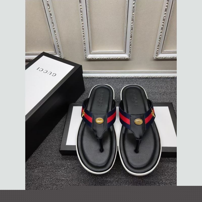 G*u*i slippers